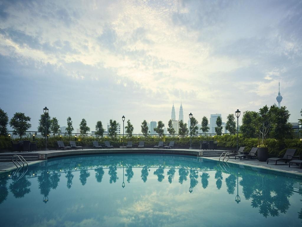 Sunway Putra Hotel Kuala Lumpur  Facilities  Swimming Pool Outdoor 1