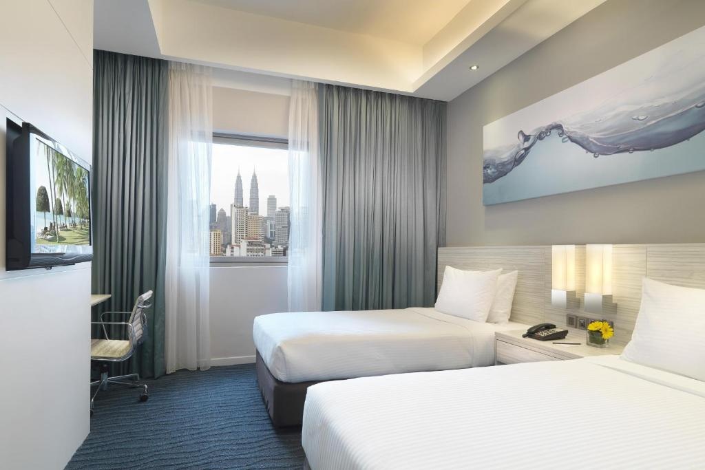 Sunway Putra Hotel Kuala Lumpur  Rooms  Rooms Image 12 12