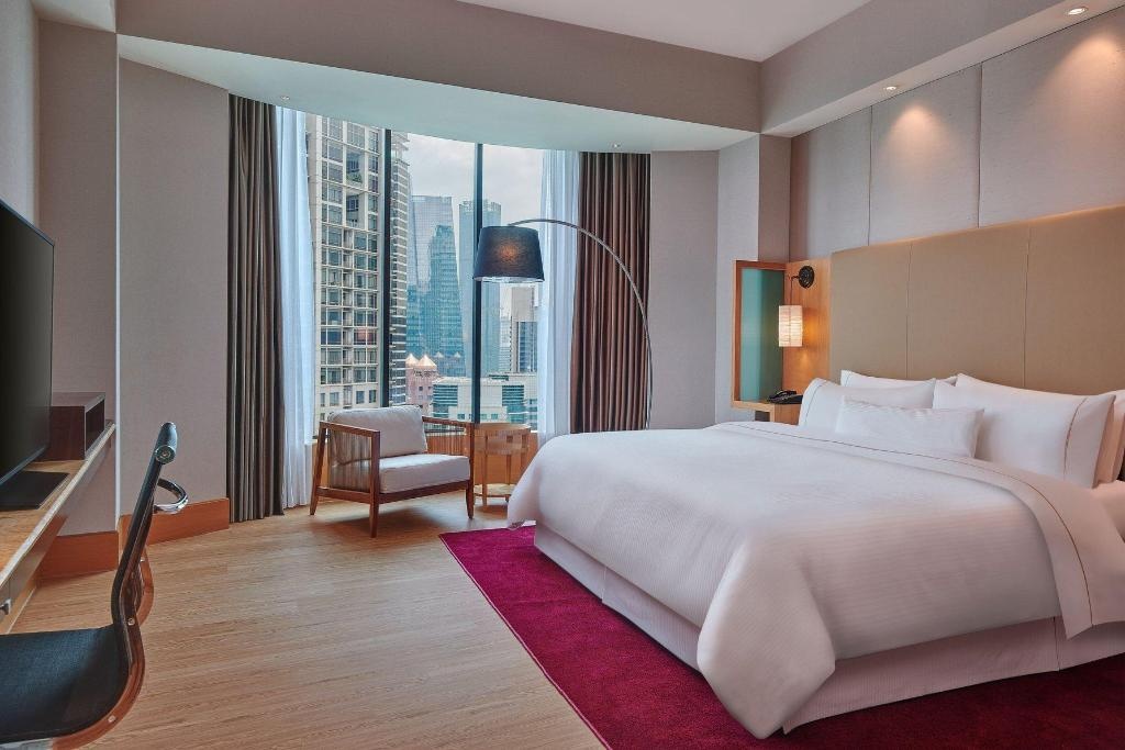 The Westin Kuala Lumpur  Rooms  Chairman Suite Club Lounge Access 1 Bedroom Bi Level Suite 1 King Whirlpool 3