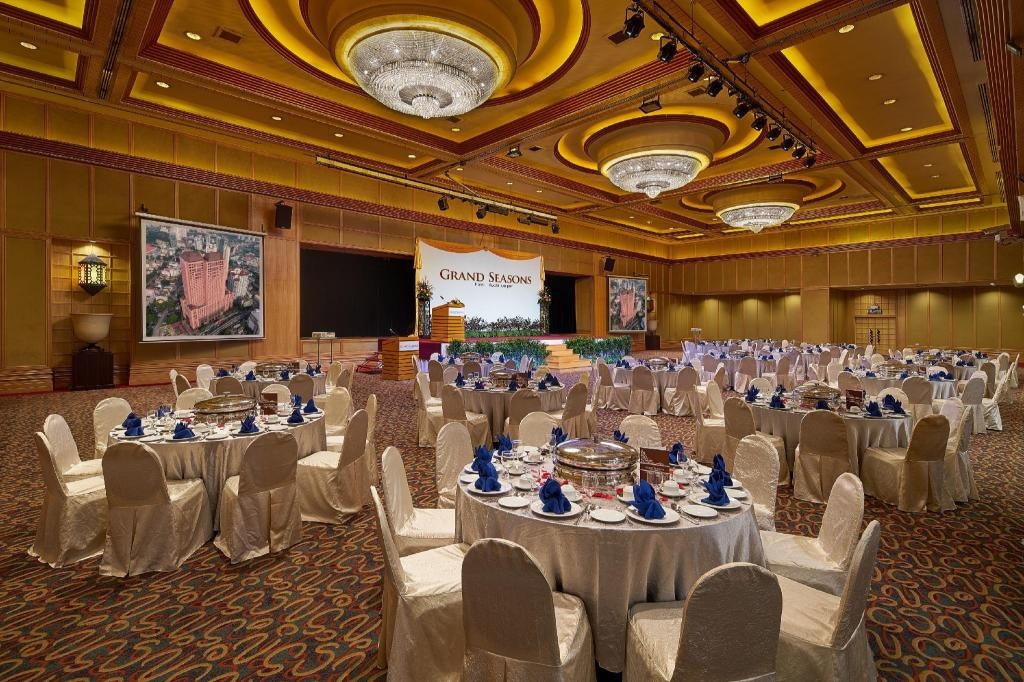 Grand Seasons Hotel  Facilities  Ballroom 5