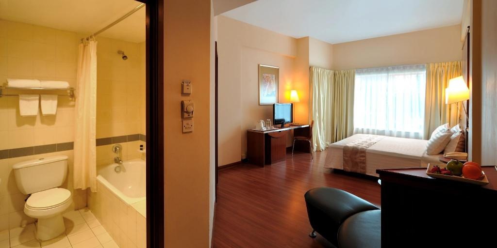 Alpha Genesis Hotel  Rooms  Deluxe Bed 3