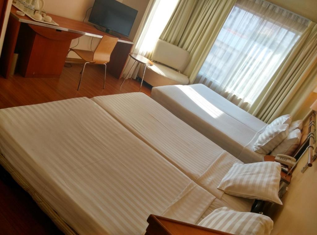 Alpha Genesis Hotel  Rooms  Rooms Image 14 14