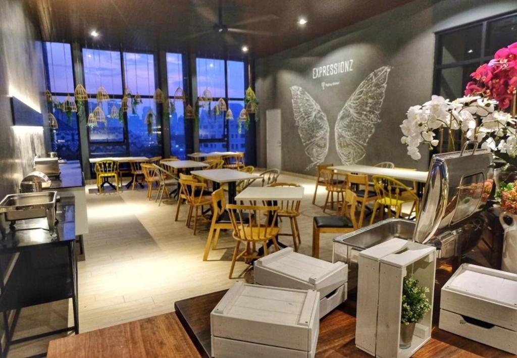 Expressionz Suites By IHost Global  Facilities  Surrounding Environment 6