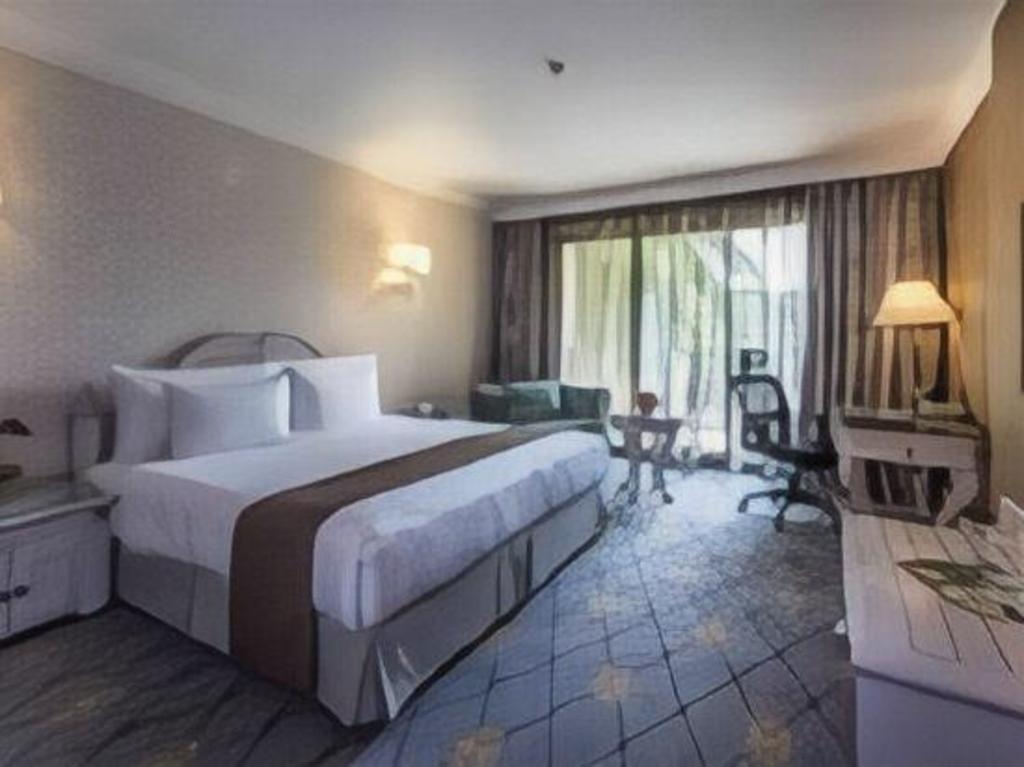 Palace Of The Golden Horses Hotel  Rooms  Rooms Image 12 12