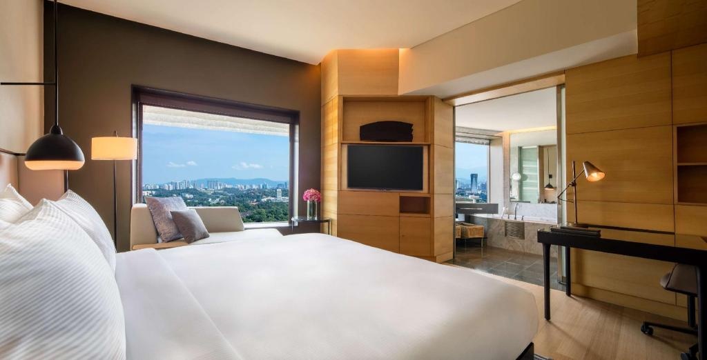 Hilton Kuala Lumpur  Rooms  King Deluxe Plus Room Guestroom 14
