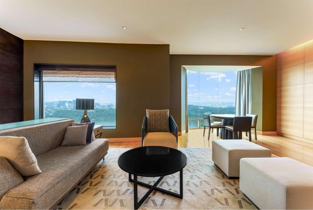 Hilton Kuala Lumpur  Rooms  Lifestyle Suite Guestroom 9