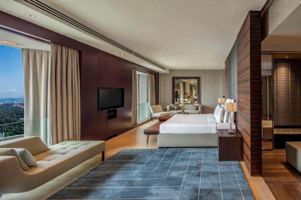 Hilton Kuala Lumpur  Rooms  Penthouse Guestroom 1