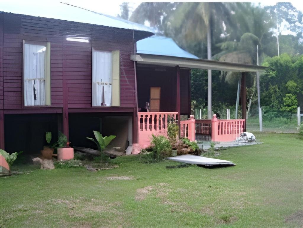 Mudin Hasan Homestay  Property Views  Exterior View 8