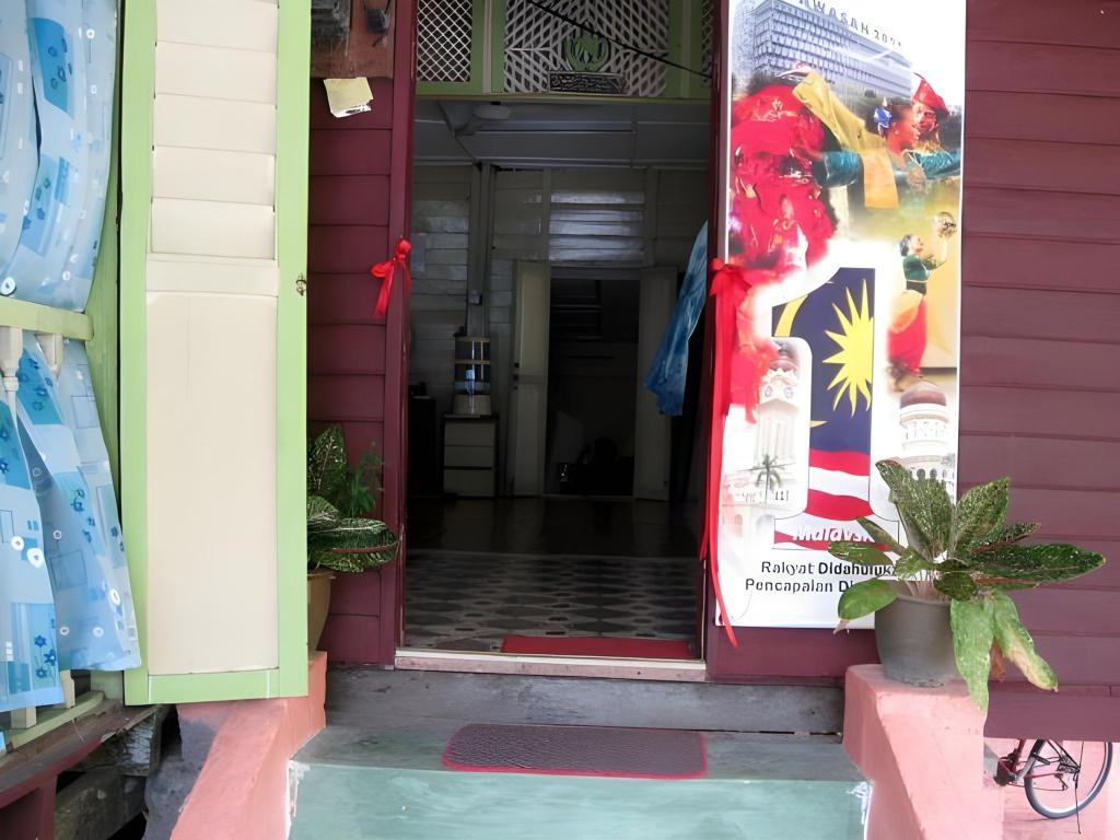 Mudin Hasan Homestay  Property Views  Interior View 2