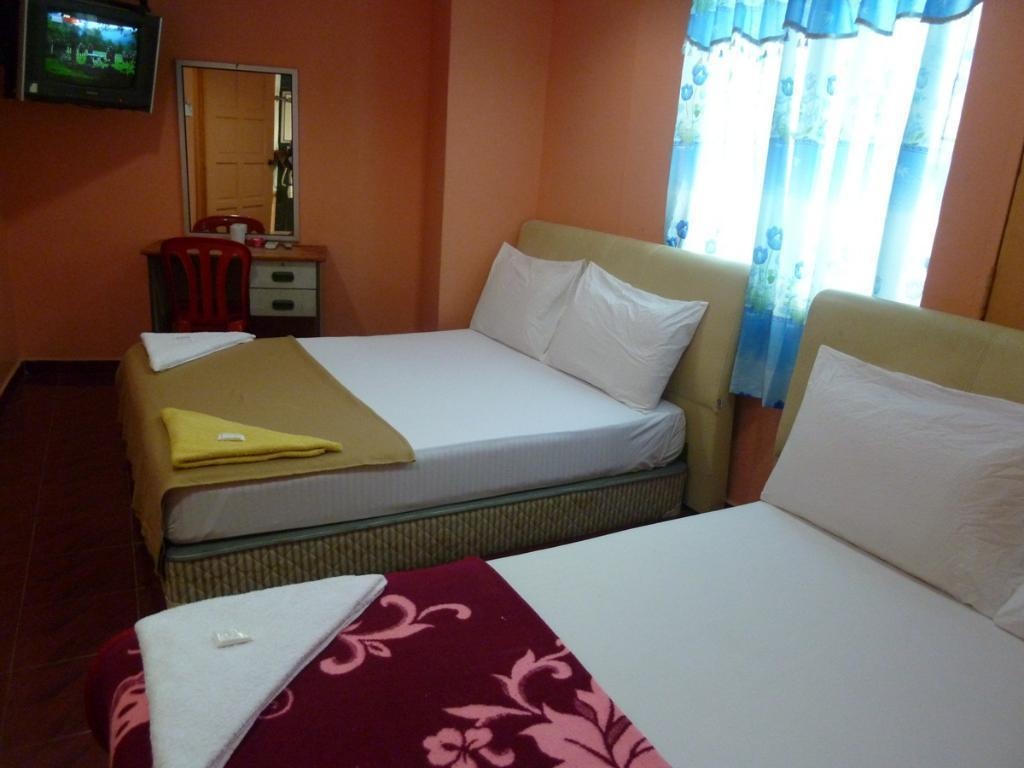 New Wave Hotel Nilai 1roomsQuad Room Room Plan5
