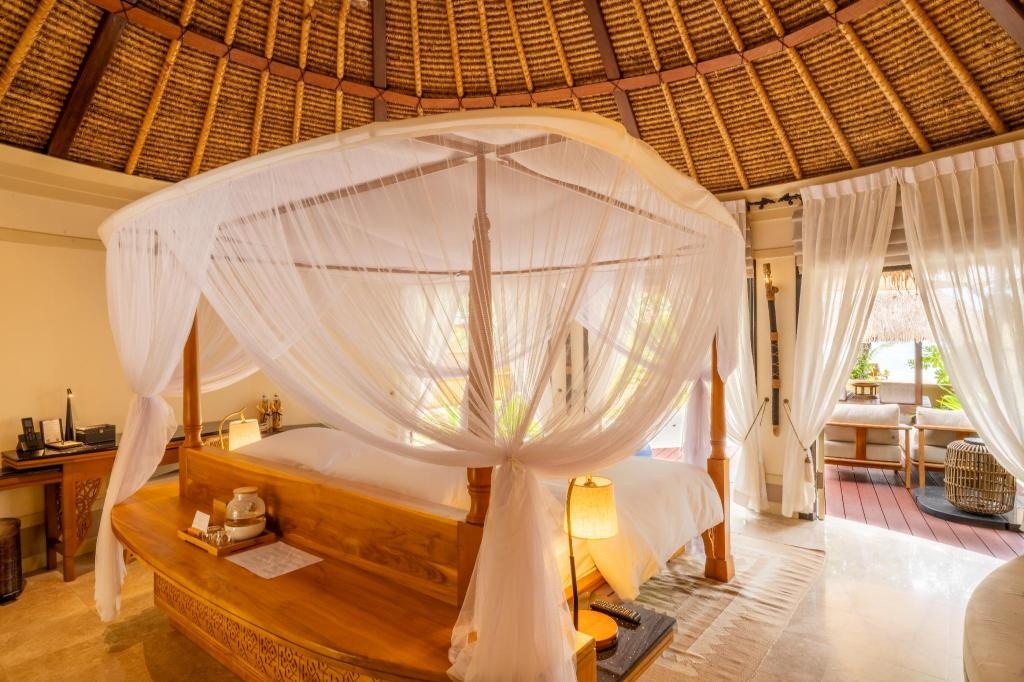 Banyan Tree Vabbinfaru  Rooms  Wellbeing Sanctuary Pool Villa Bed 4