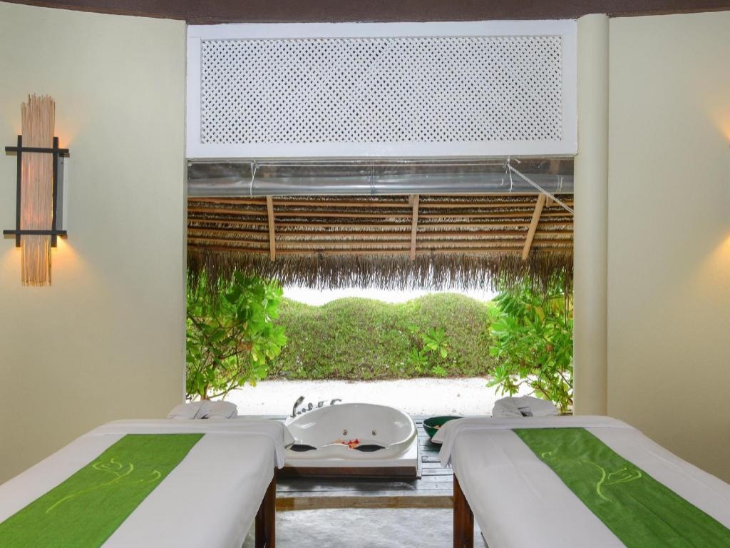 Adaaran Select Huduran Fushi 24hrs Dine Around Premium All Inclusive  Facilities  Spa 21