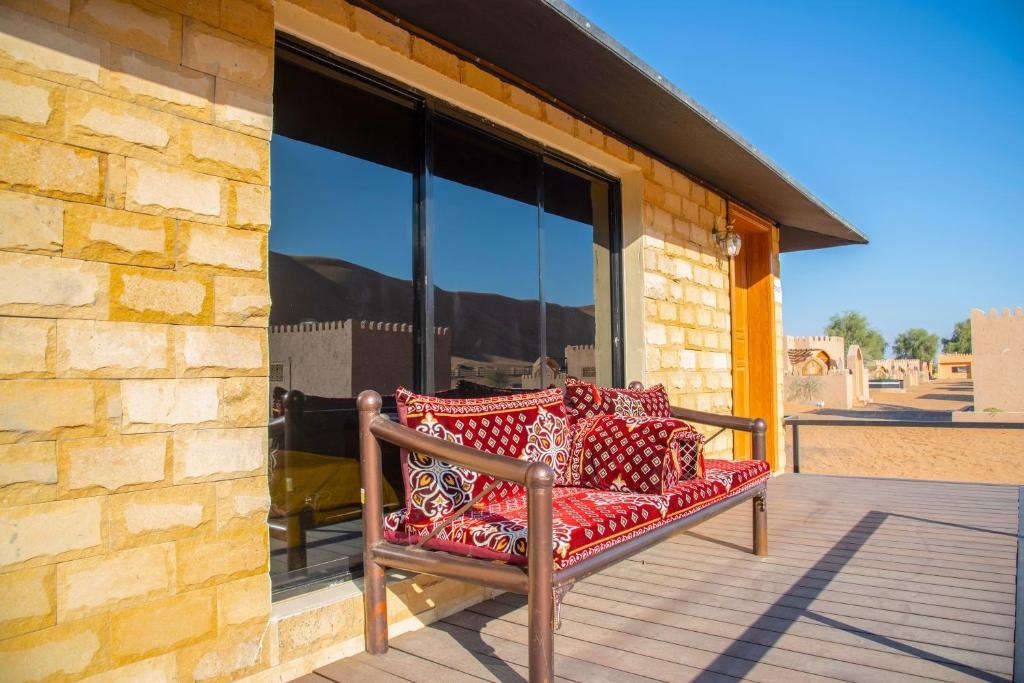 Arabian Oryx Camp  Facilities  Balconyterrace 16