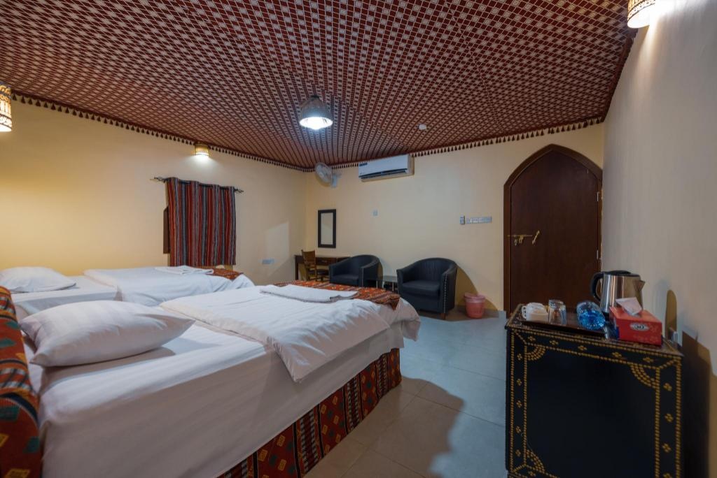Arabian Oryx Camp  Rooms  Deluxe Interior View 3