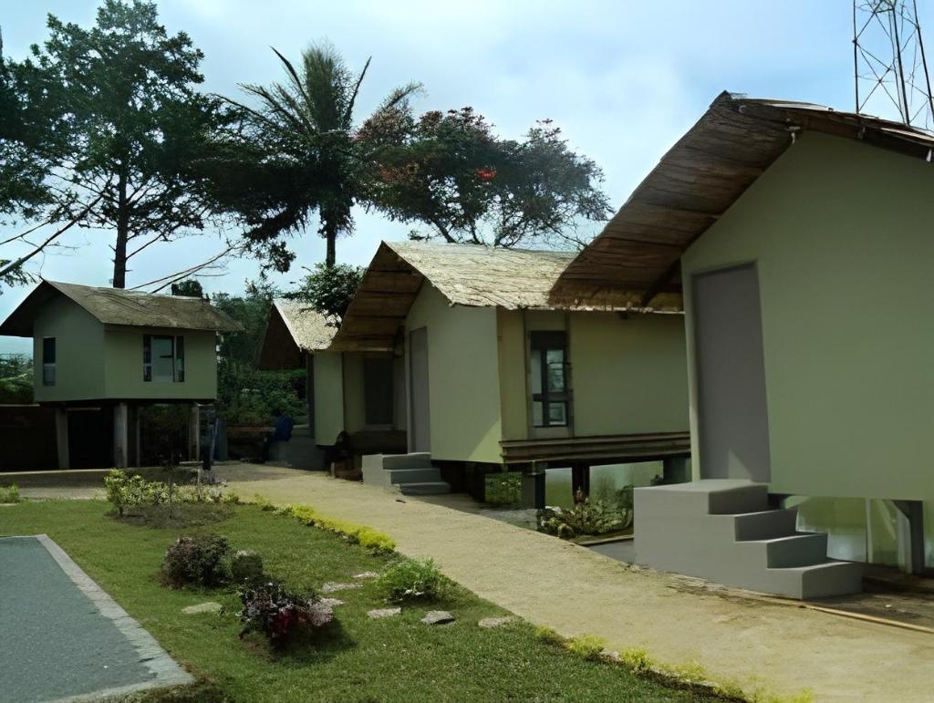 Mt Apo Highland Resort  Property Views  Exterior View 5