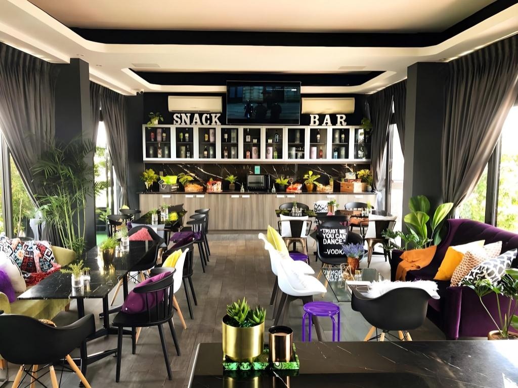 Azumi Boutique Hotel  Dining  Dining Image 7 7