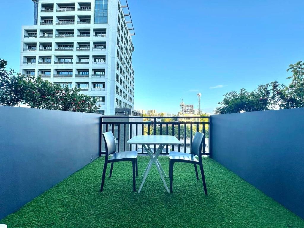 Azumi Boutique Hotel  Facilities  Balconyterrace 19