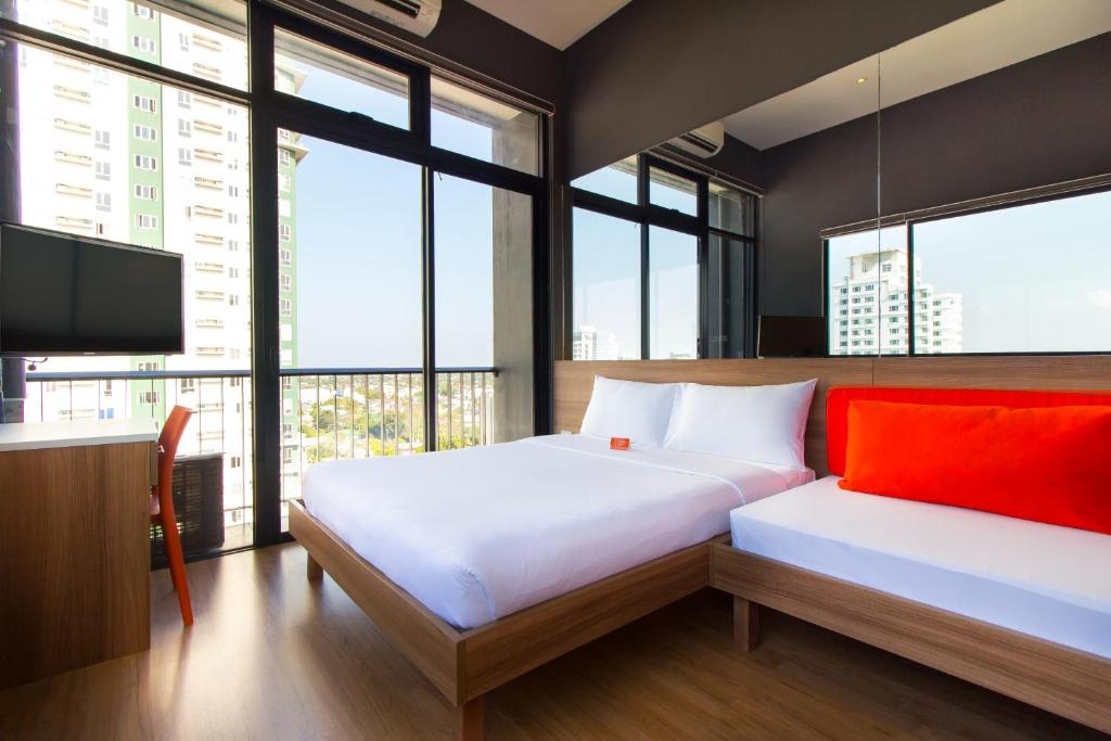 Azumi Boutique Hotel  Facilities  Balconyterrace 8