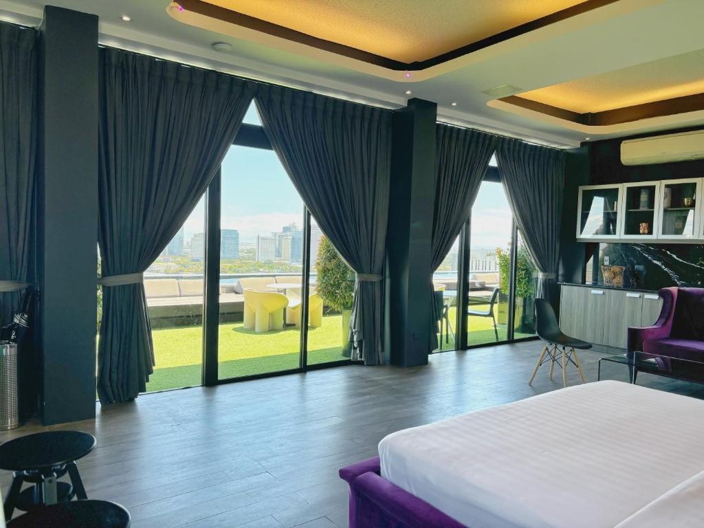 Azumi Boutique Hotel  Property Views  View 36