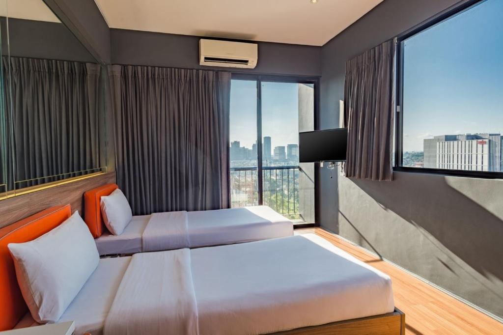 Azumi Boutique Hotel  Rooms  Rooms Image 24 24