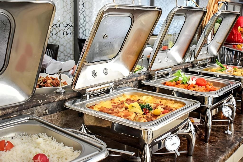 Sapphire Plaza Hotel  Dining  Dining Image 8 8