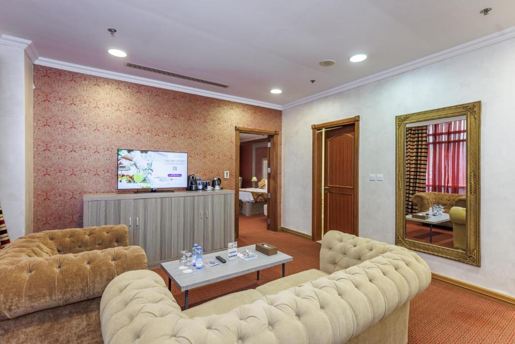 Sapphire Plaza Hotel  Rooms  Rooms Image 17 17