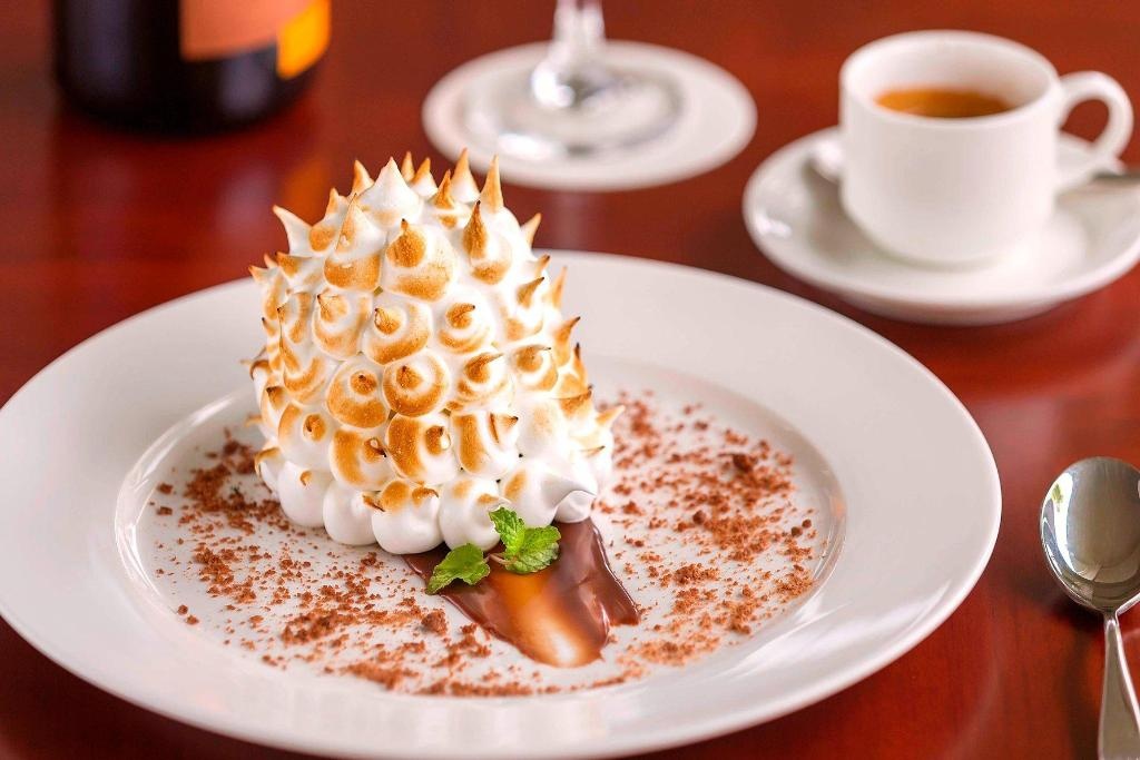 Sheraton Samoa Aggie Greys Hotel Bungalows  Dining  Restaurant 5