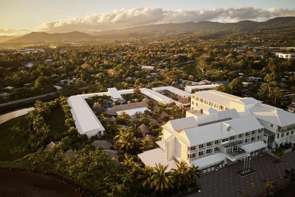 Sheraton Samoa Aggie Greys Hotel Bungalows  Facilities  Beach 1