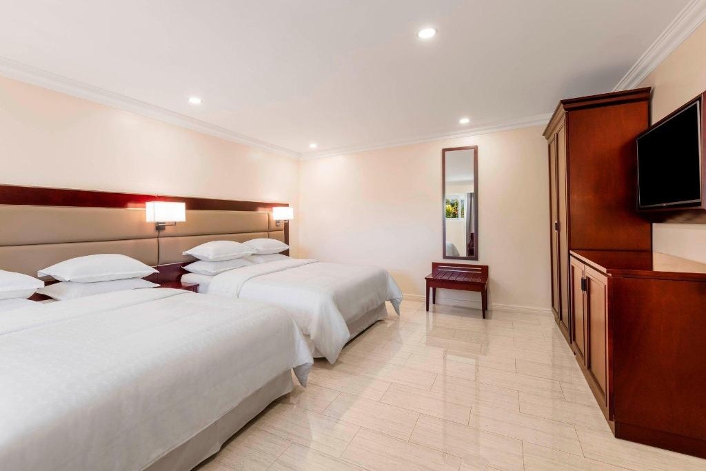 Sheraton Samoa Aggie Greys Hotel Bungalows  Rooms  Guest Room 2 Queen 18