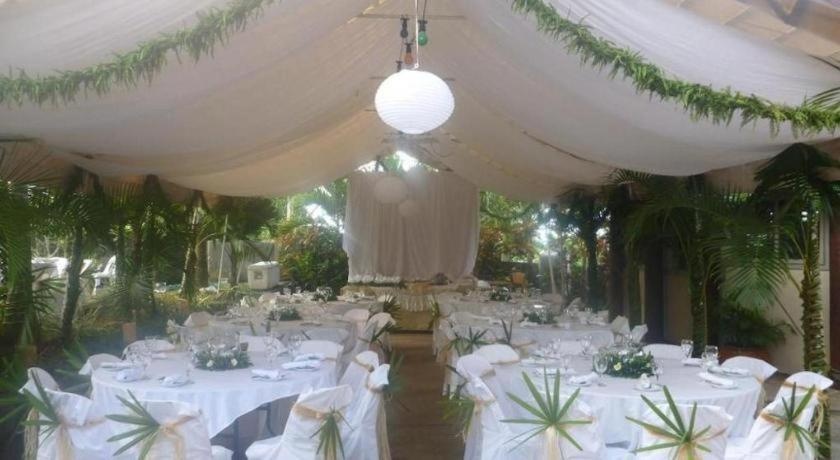 Le Manumea Hotel  Dining  Dining Image 2 2