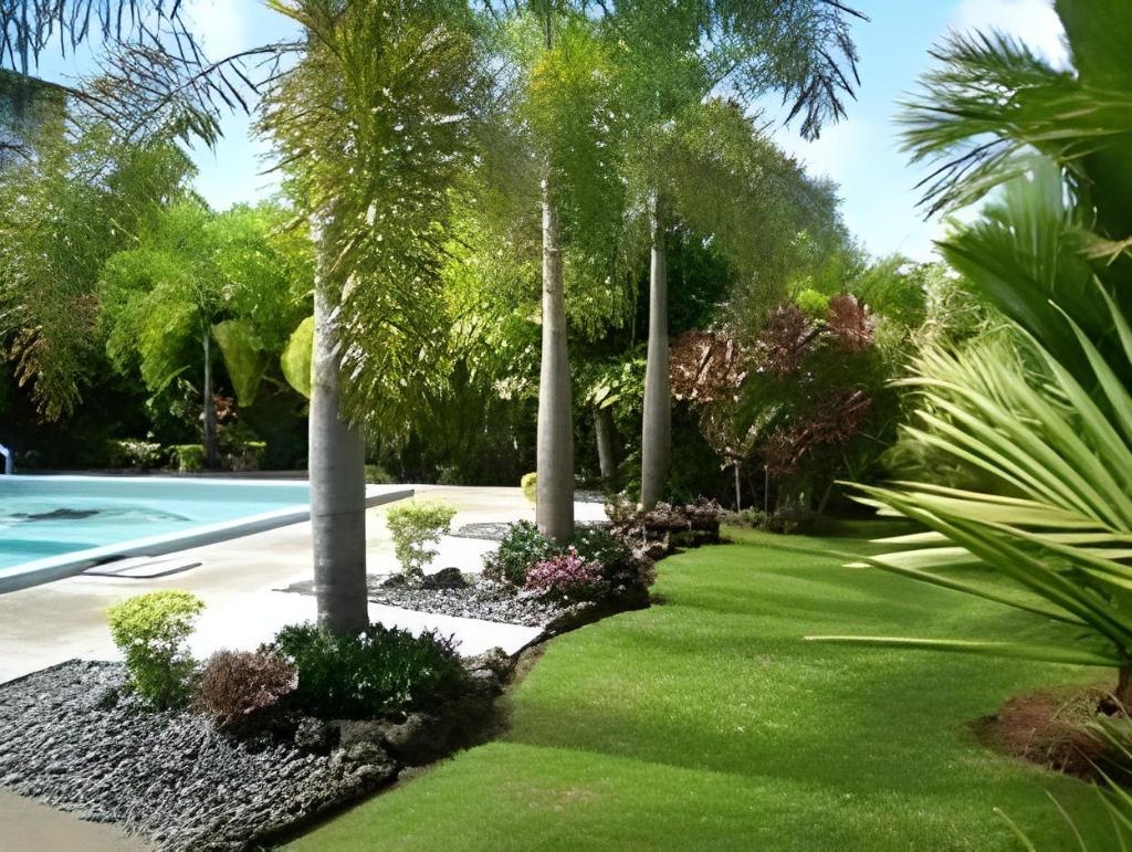 Pasefika Inn  Facilities  Garden 5