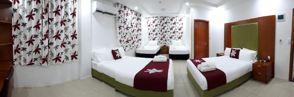 Alecs Home Away  Rooms  Rooms Image 3 3