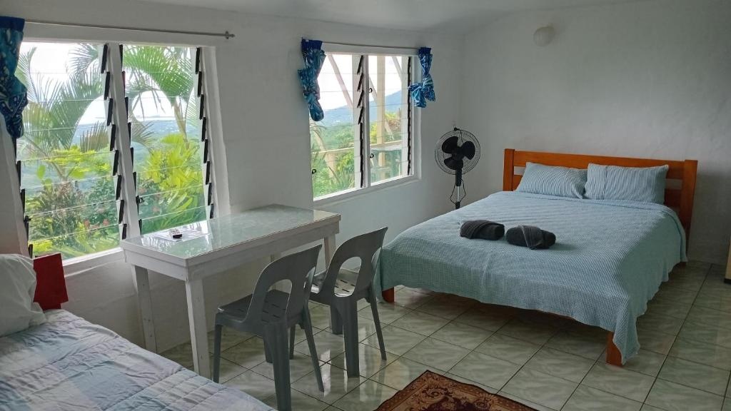 Dave Parker Eco Lodge Hotel  Rooms  Rooms Image 2 2