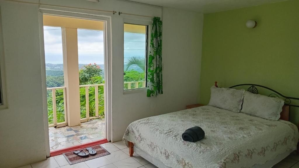 Dave Parker Eco Lodge Hotel  Rooms  Rooms Image 3 3