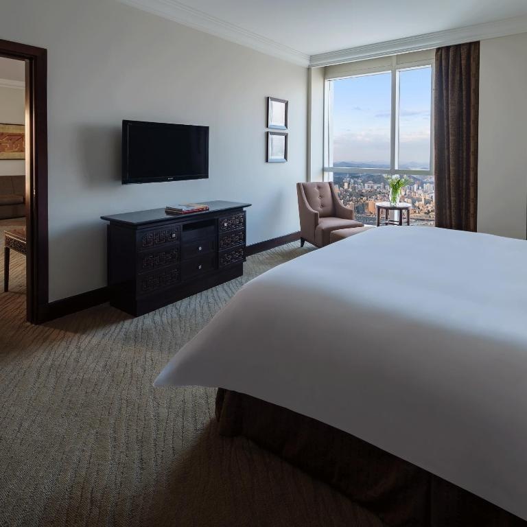 Makkah Clock Royal Tower A Fairmont Hotel  Rooms  Rooms Image 31 31