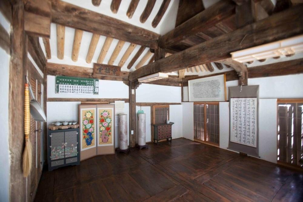 Sujoldang Hanok Guesthouse  Property Views  Property Views Image 2 2
