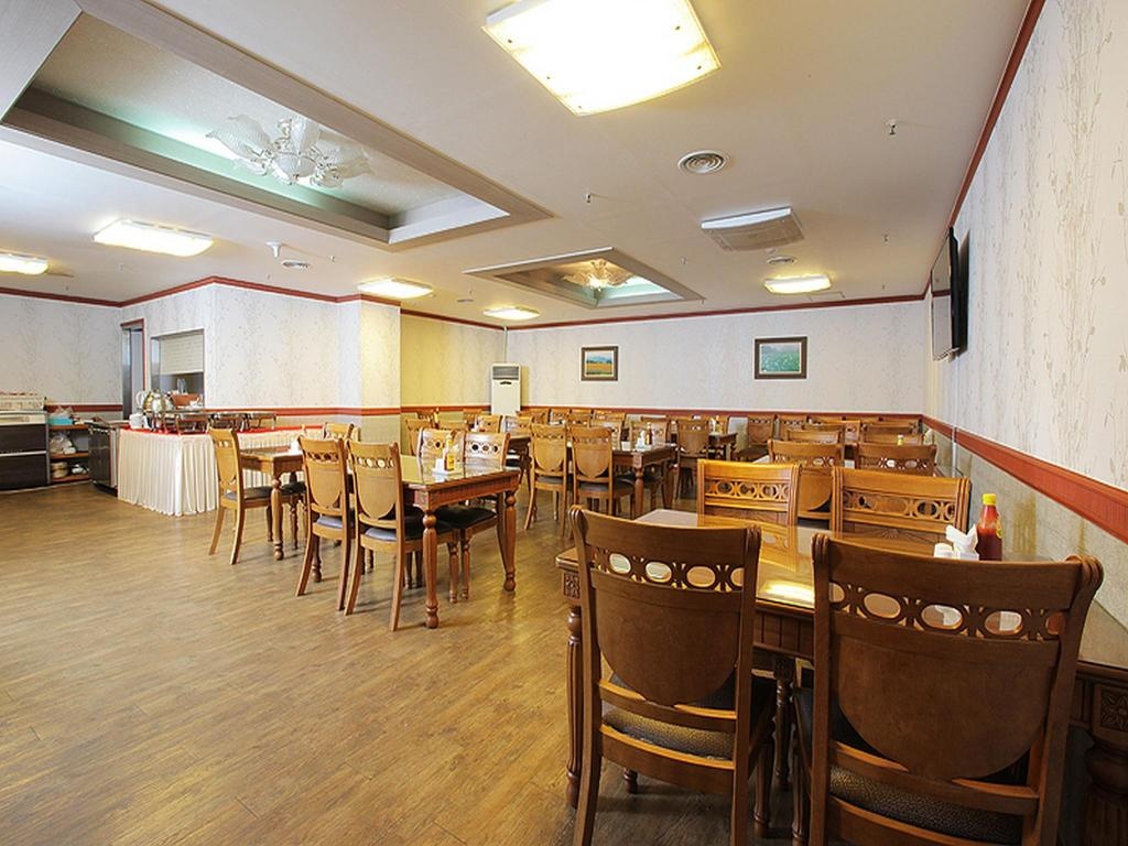 Hotel Incheon Airport__dining__Restaurant_4