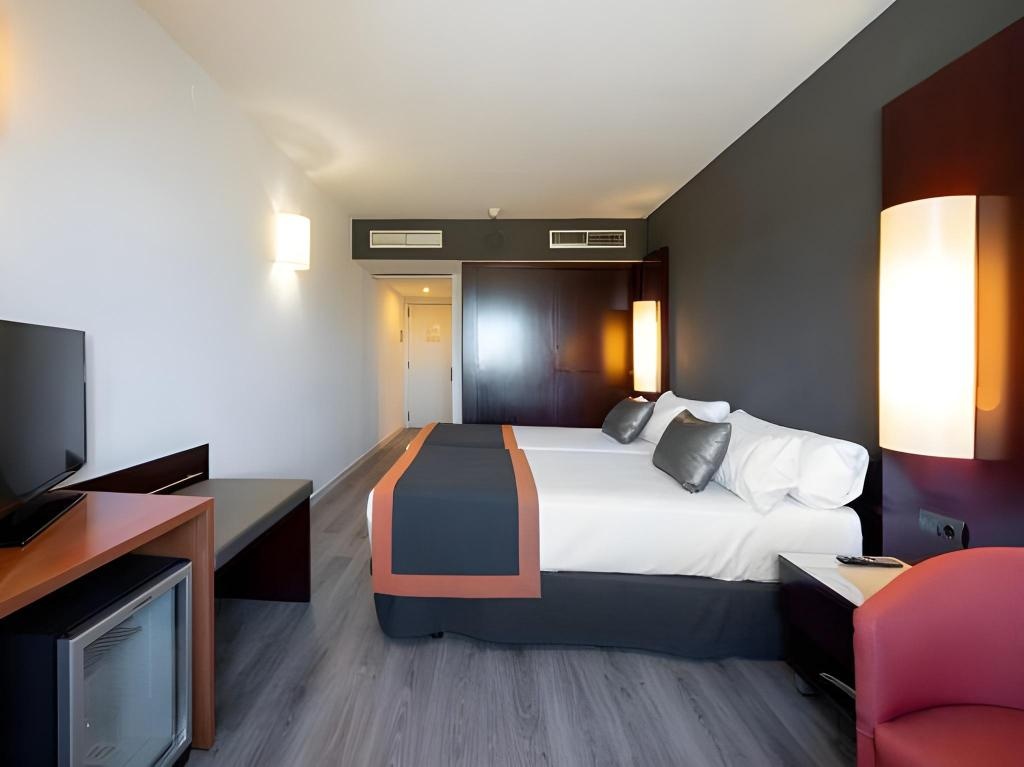 Catalonia Sagrada Familia Hotel  Rooms  Rooms Image 7 7