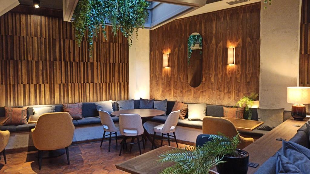 Hotel Spa Paris  Dining  Restaurant 1