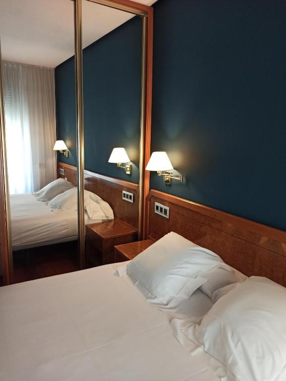 Hotel Spa Paris  Rooms  Rooms Image 11 11