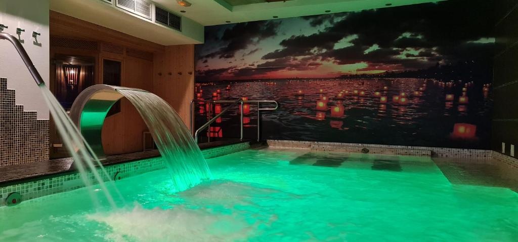 Hotel Spa QH Centro Leon  Facilities  Spa 2