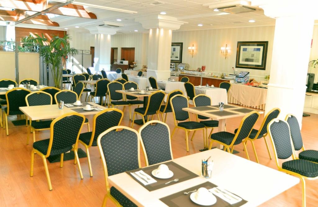 FC Infantas De Leon  Dining  Food And Beverages 6