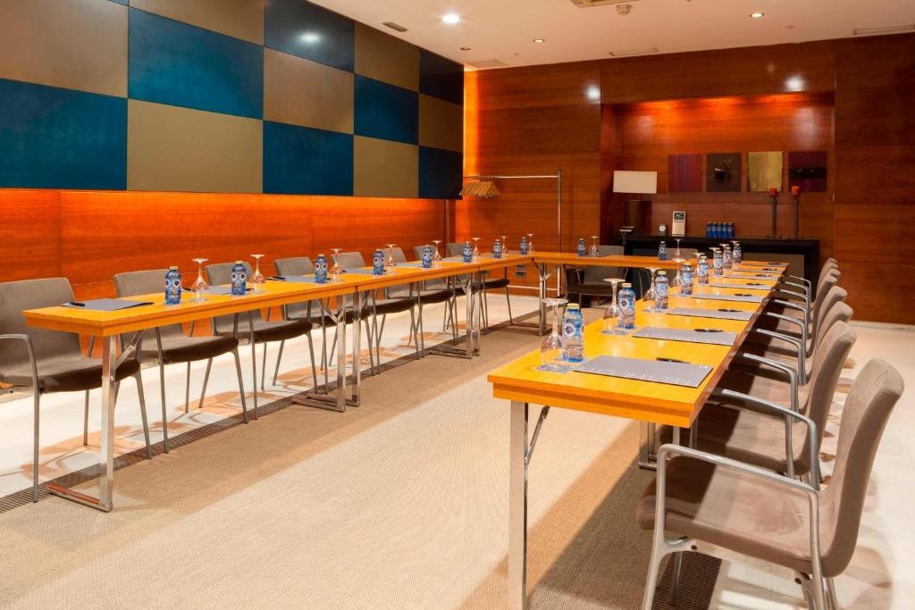 AC Hotel Leon San Antonio  Facilities  Meeting Room Ballrooms 4