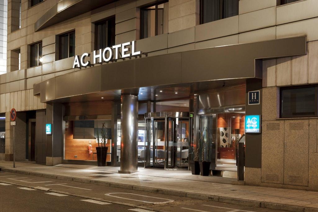 AC Hotel Leon San Antonio  Property Views  Entrance 1