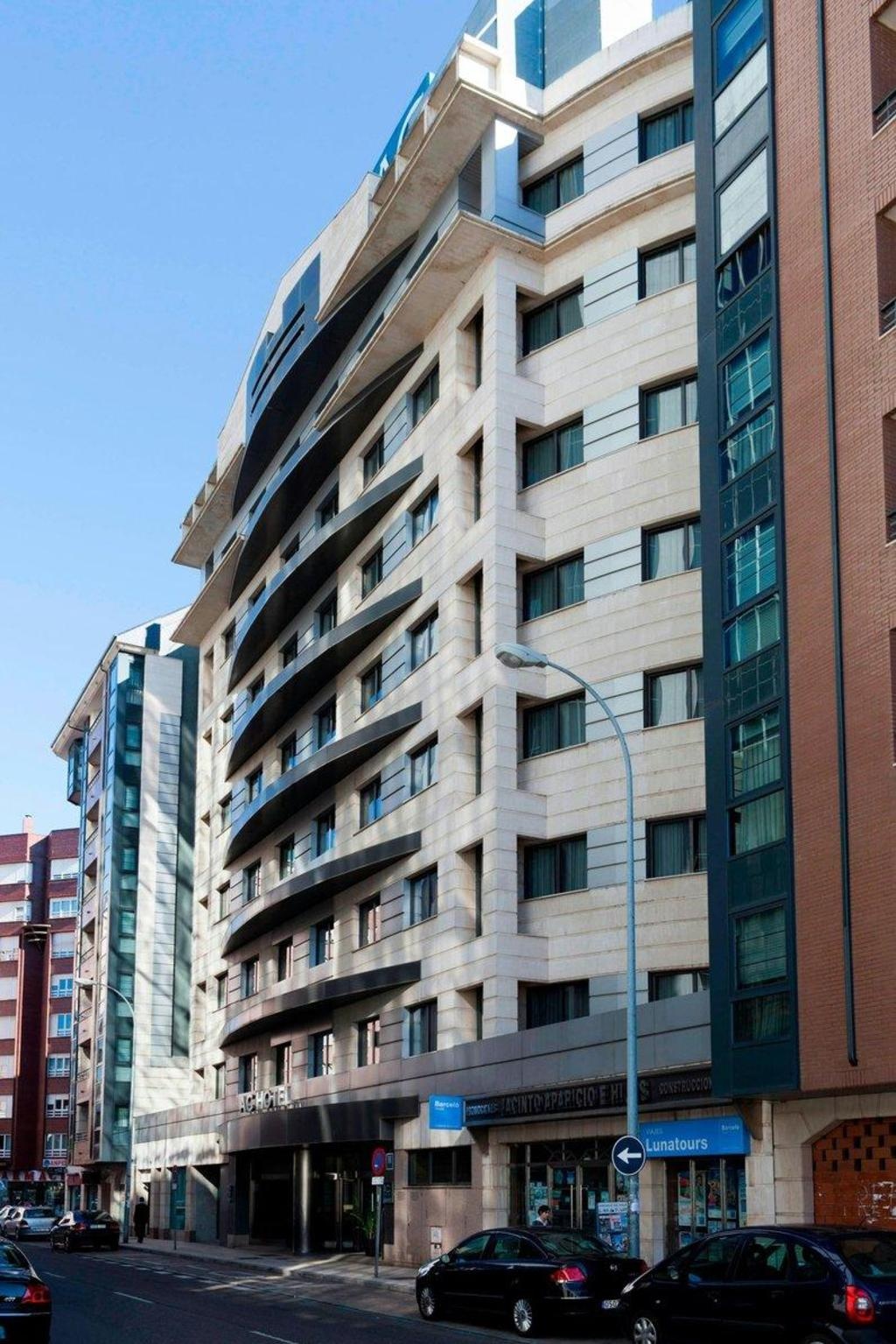 AC Hotel Leon San Antonio  Property Views  Exterior View 8