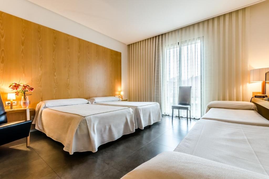 Hospederia Pax  Rooms  Family Room 3