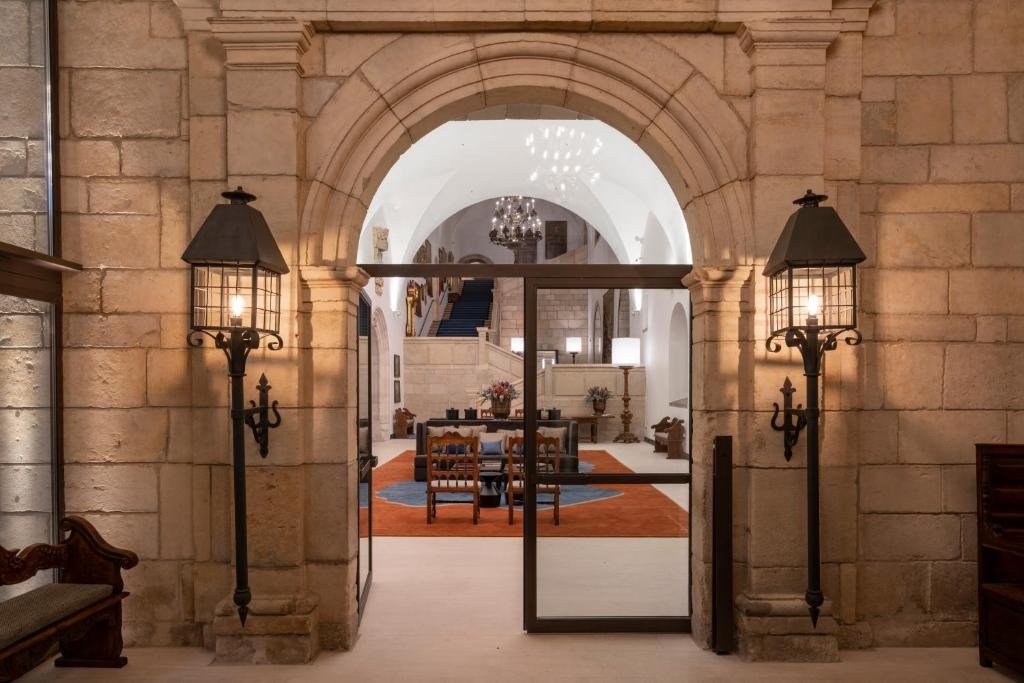 Parador De Leon  Property Views  Entrance 15