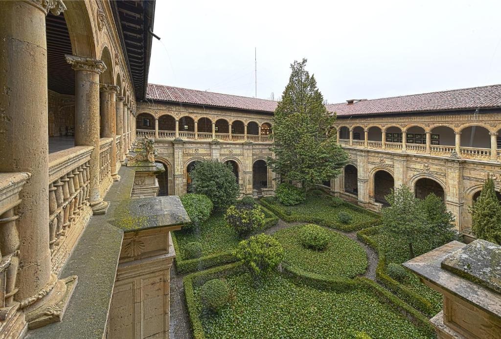 Parador De Leon  Property Views  Exterior View 64