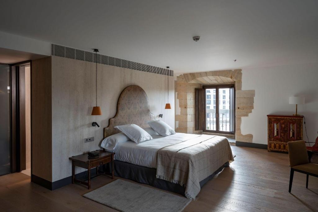 Parador De Leon  Rooms  Superior Double Room Bed 7