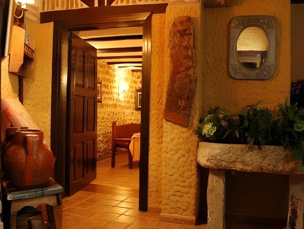 Hotel La Posada Regia  Property Views  Interior View 7